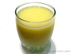 glass of boza